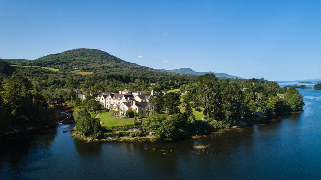 LUXE BEAT MAGAZINE – Sheen Falls Lodge in Ireland’s County Kerry – Delight for Nature Explorers